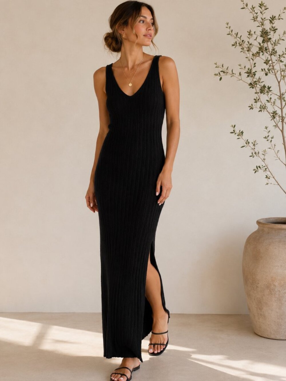 heart hips black ribbed knit maxi dress
